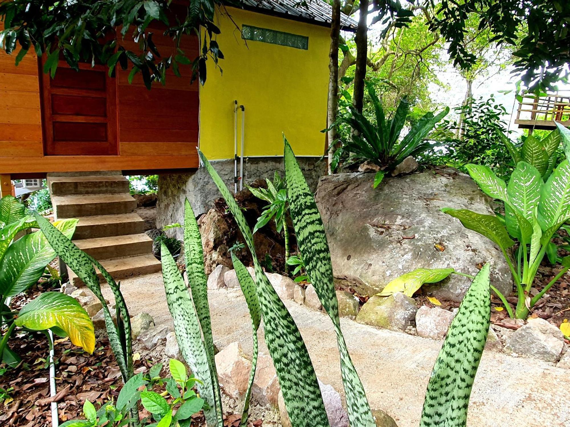 Santi Garden Bungalows Iboih Kültér fotó